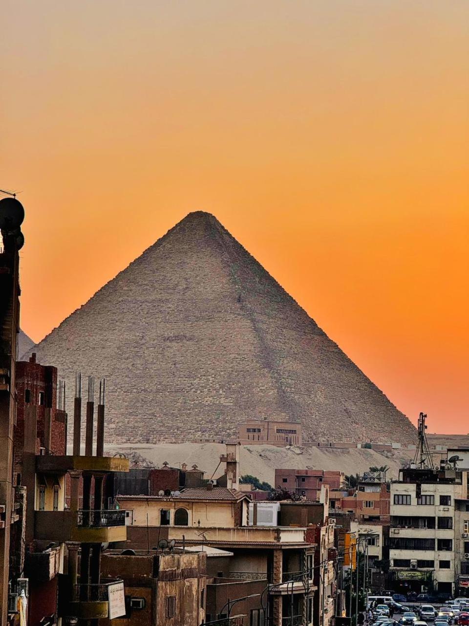 Khufu Pyramids Inn Nazlet el-Sisi Exterior photo